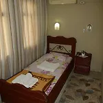 Alis Hotel *