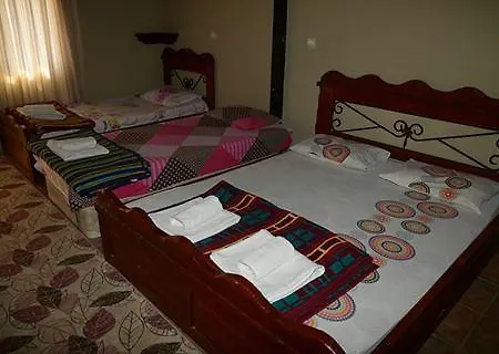 Hotel Alis *